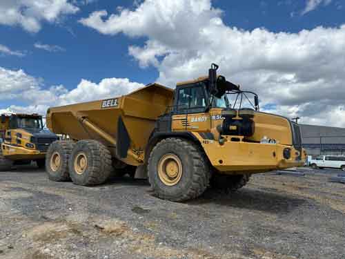 Excavating equipment