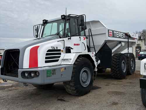 Flatbed truck